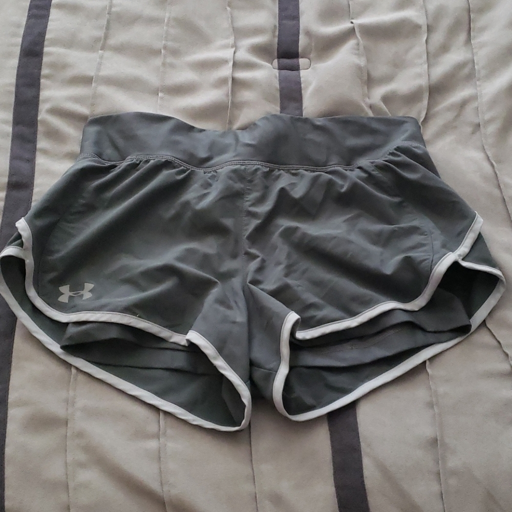 UA 2-in-1 Fitted HeatGear Running shorts